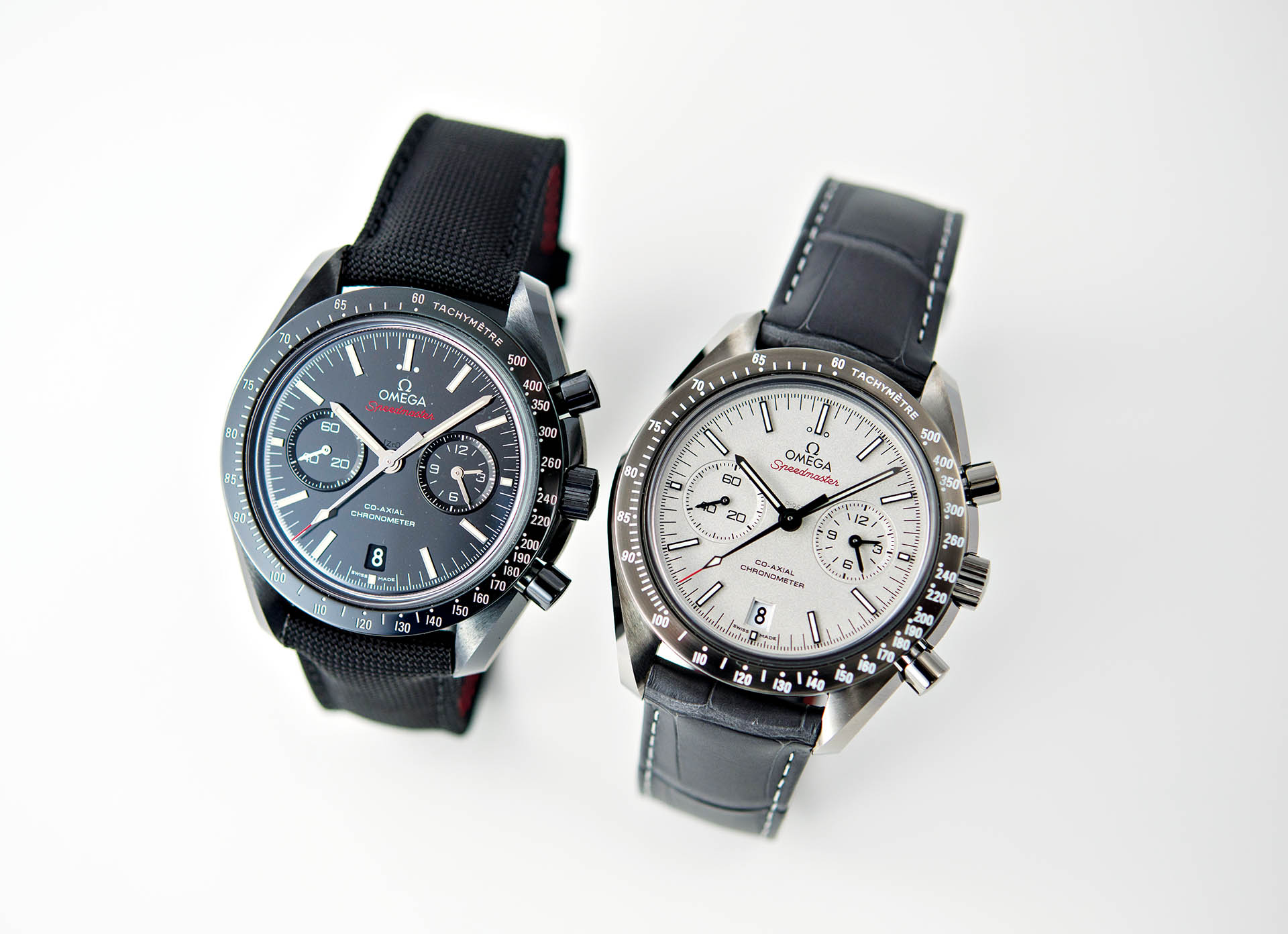 Omega Speedmaster Co-Axial Chronometer grey side of the moon und dark side of the moon