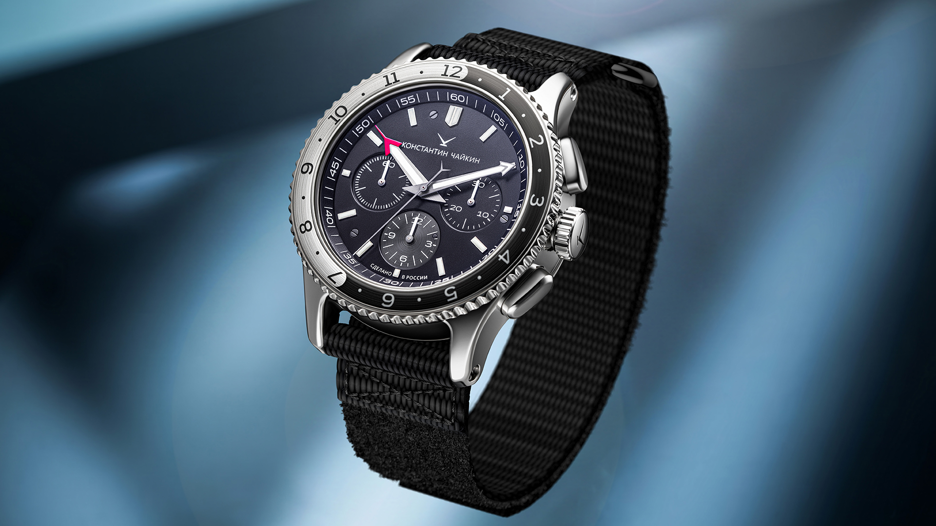 Der auf 28 Exemplare limitierte Chronograph SC02C von Konstantin Chaykin hat ein 44 Millimeter großes Edelstahlgehäuse, in dem das Handaufzugskaliber K.20-5 auf Basis des Poljot 3133 arbeitet.