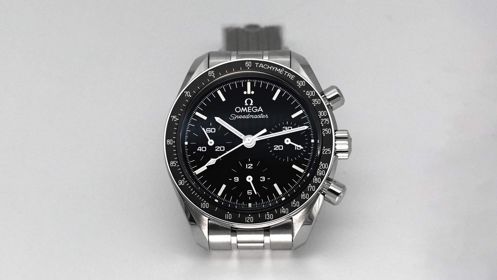 Omega-Speedmaster-38-Reduced-in-Schwarz